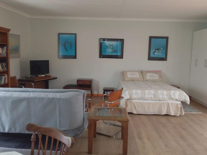 To Let 1 Bedroom Property for Rent in Dana Bay Western Cape